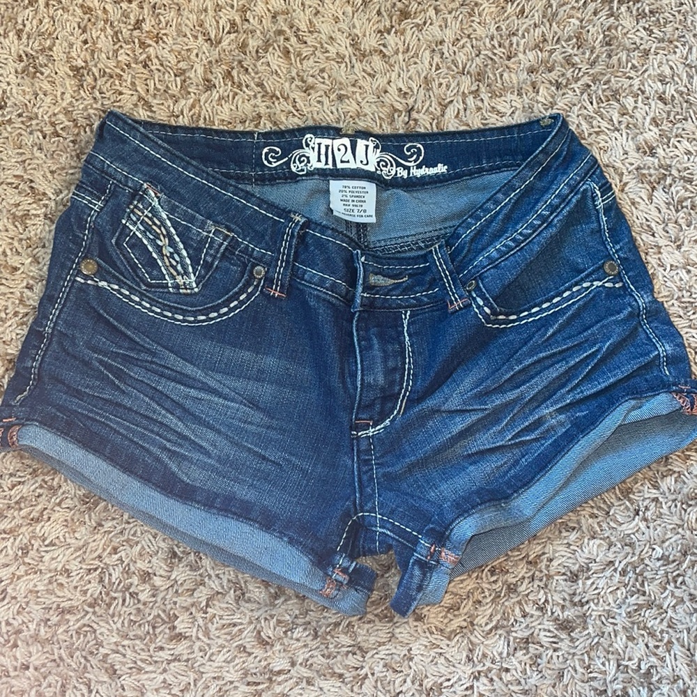 H2J brand, super flashy western shorts.